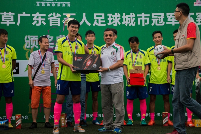 B/R排30队首发实力：76人压雷霆居首 尼克斯3 马刺6 火箭9 湖人16